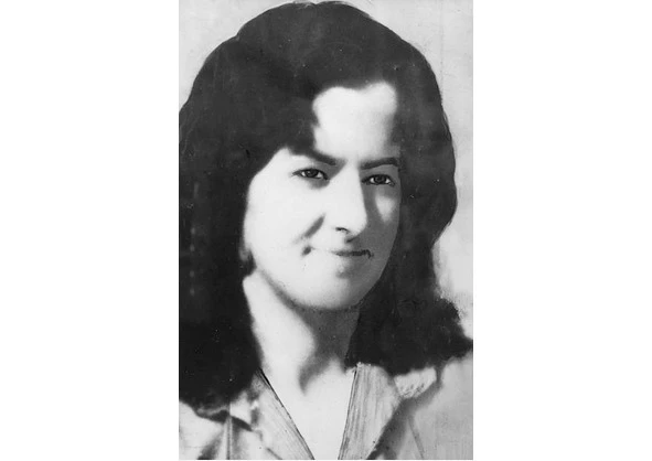 Иллюстрация к книге — Раздеватель. Хаммерсмитские убийства [book-illustration-41.webp]