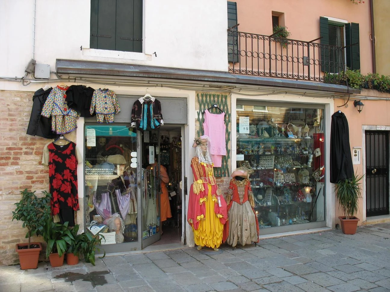 Иллюстрация к книге — Бьющий на взлете [book-illustration-7.webp]