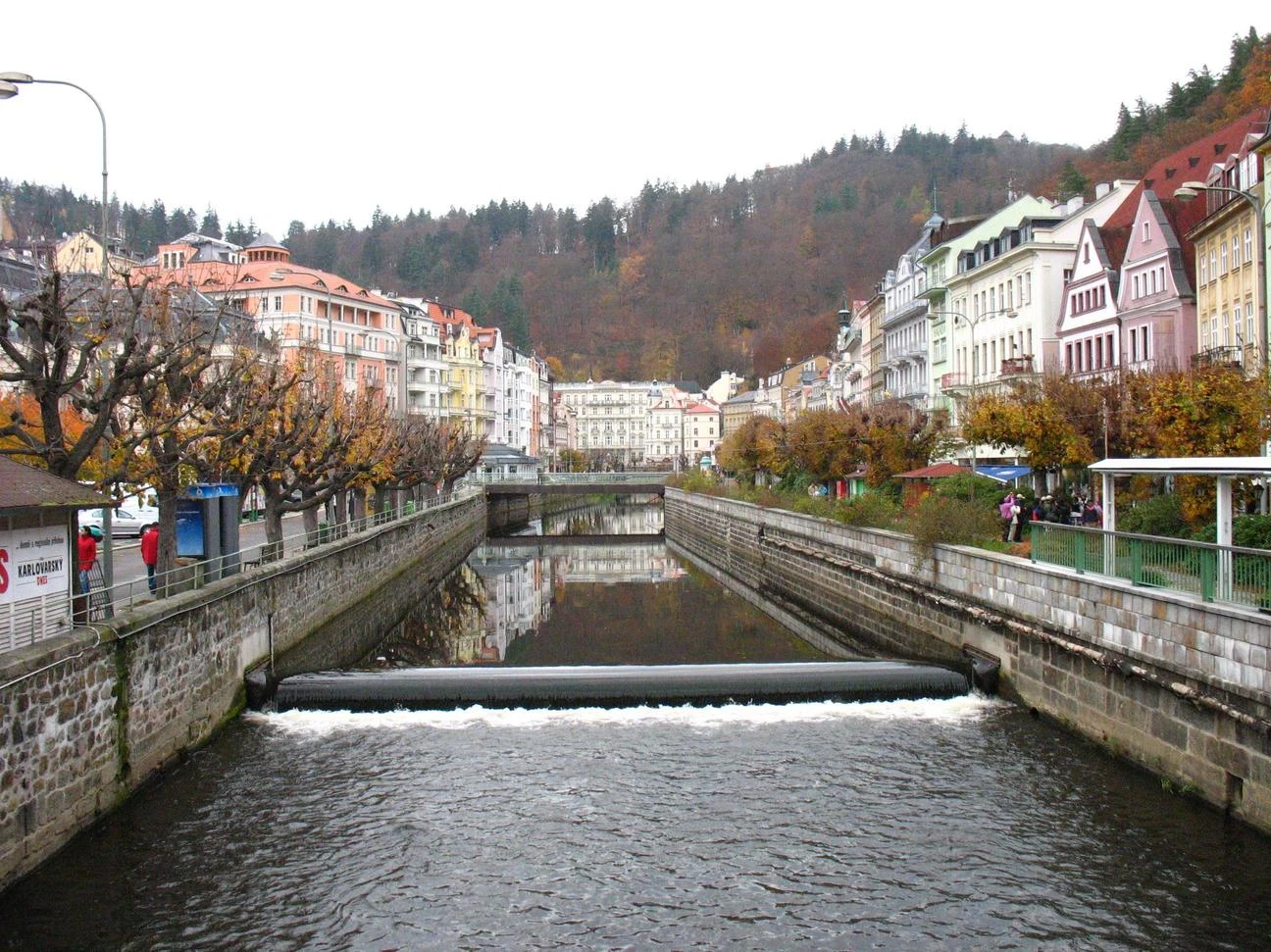 Иллюстрация к книге — Немного любви [book-illustration-6.webp]