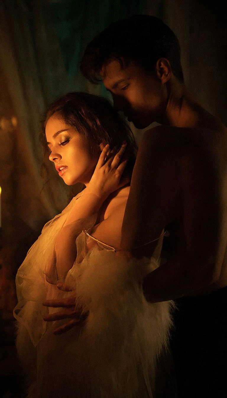 Иллюстрация к книге — Только для взрослых 18++ [book-illustration-2.webp]