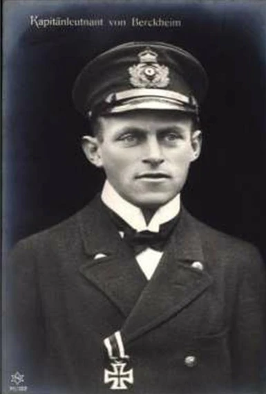 Иллюстрация к книге — Живые! Помните погибших моряков! Книга 1 [book-illustration-38.webp]