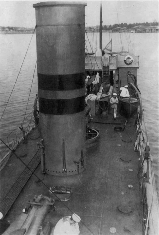 Иллюстрация к книге — Живые! Помните погибших моряков! Книга 2 [book-illustration-9.webp]